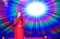 Bấm vào hình để xem slide Show