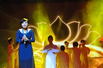 Bấm vào hình để xem slide Show