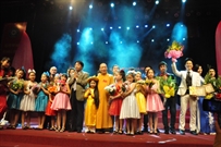 Bấm vào hình để xem slide Show