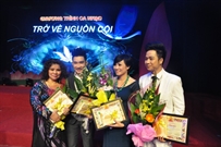 Bấm vào hình để xem slide Show