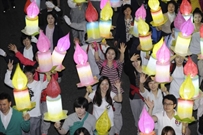 Bấm vào hình để xem slide Show