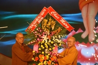 Bấm vào hình để xem slide Show