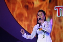 Bấm vào hình để xem slide Show