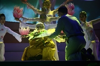 Bấm vào hình để xem slide Show