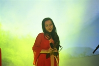 Bấm vào hình để xem slide Show