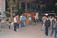 Bấm vào hình để xem slide Show