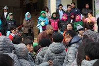 Bấm vào hình để xem slide Show