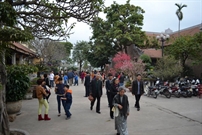 Bấm vào hình để xem slide Show