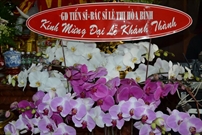 Bấm vào hình để xem slide Show