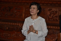 Bấm vào hình để xem slide Show