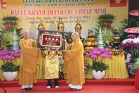 Bấm vào hình để xem slide Show