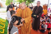 Bấm vào hình để xem slide Show