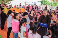 Bấm vào hình để xem slide Show