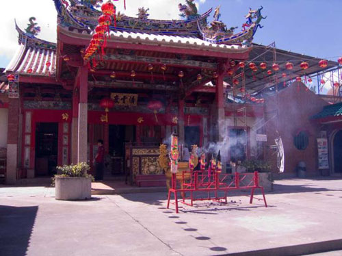 Ngôi đền toàn rắn độc kỳ lạ ở 
Malaysia