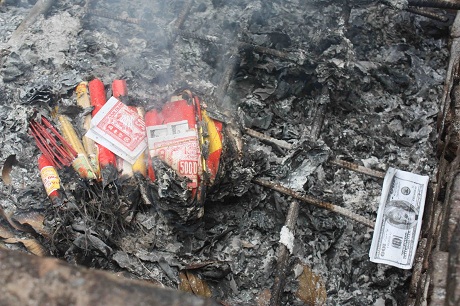 Bức tượng Đức Phật nằm nghỉ này thật đẹp và lạ.